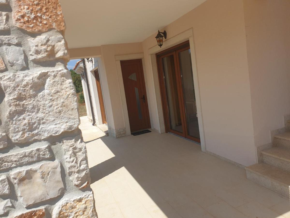 Villa Istra Divšići エクステリア 写真